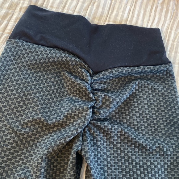 Roesse Womens high waisted yoga, butt enhancing, small, dark grey - Picture 4 of 5